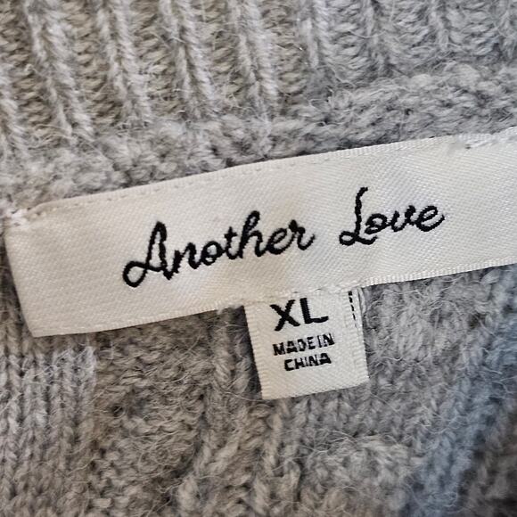 Another Love Carlotta Cable Knit Rhinestone Glam Button-Back Grey XL Dark Gray - Picture 5 of 10